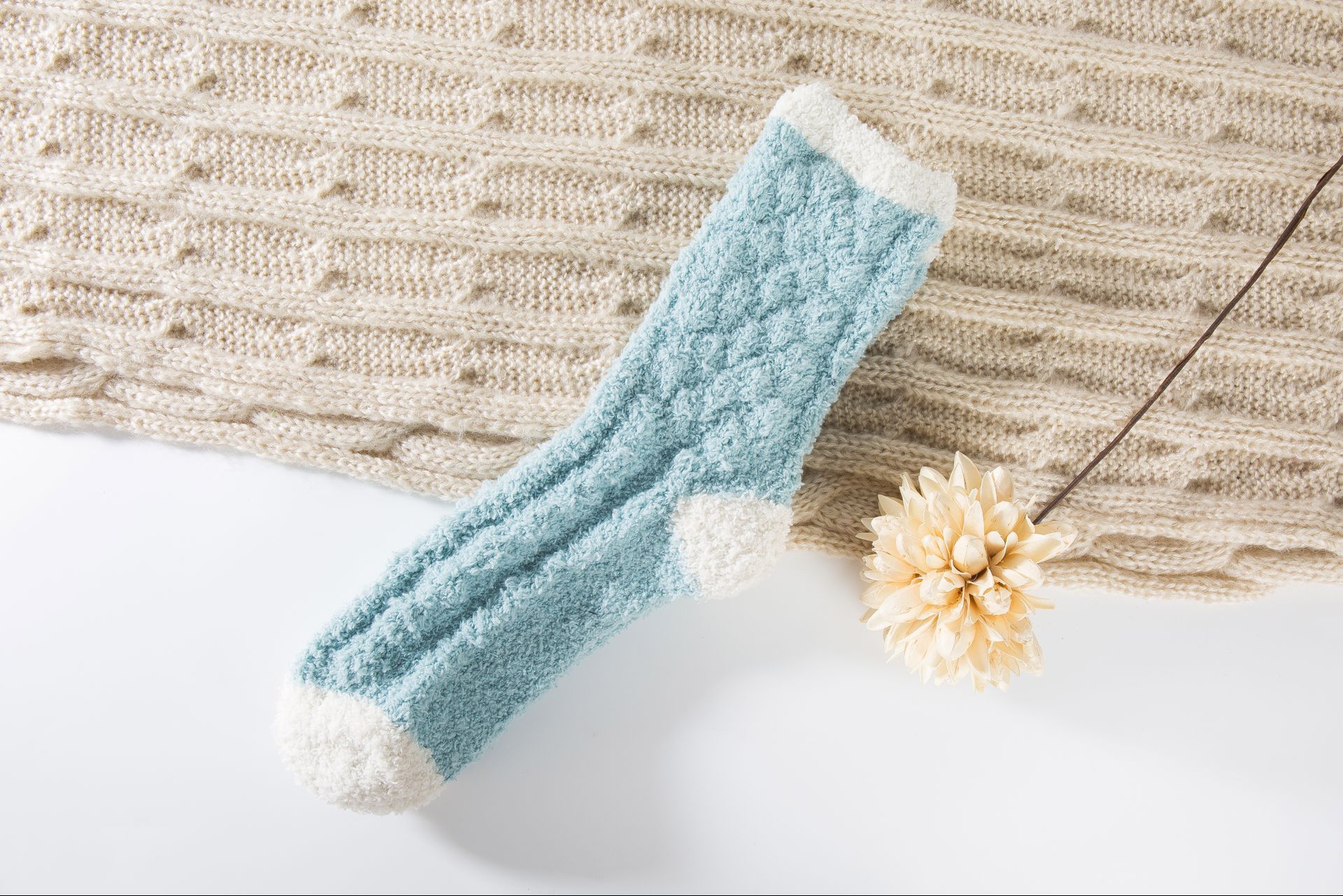 Winter Coral Cashmere Socks Cashmere Socks Home Floor Lady Crew Socks Thick Warm Towel Wholesale Sleep Fluffy Fuzzy Socks